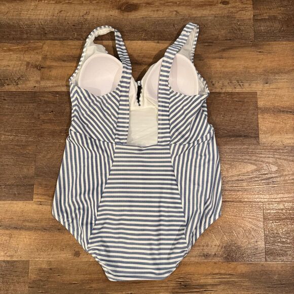 Time and Tru Blue Striped 1 Piece Swimsuit Plus Sz 1X (16W-18W) Coastal Nautical - Picture 2 of 5